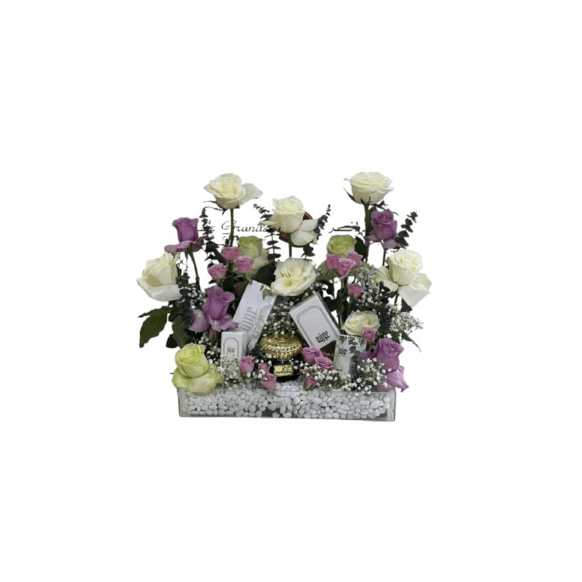 Multicolour Roses And Pink Baby Roses In Acrylic Box Flower Arrangement For Anniversary - Abu Dhabi in Abu Dhabi | Anniversary Bouquet Delivery UAE – Legrandeuae