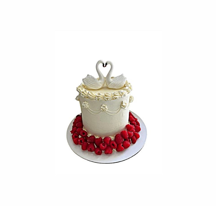 Wedding / Engagement Cake – Elegant Celebration Cake Abu Dhabi