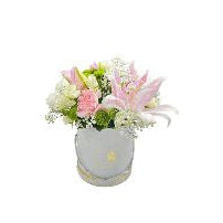 Pink Lily and White Rose Flower Arrangement in Luxury White Hat Box with Pink Carnations - Abu Dhabi in Abu Dhabi | Birthday Flowers / Bouquet (All Genders) Delivery UAE – Legrandeuae