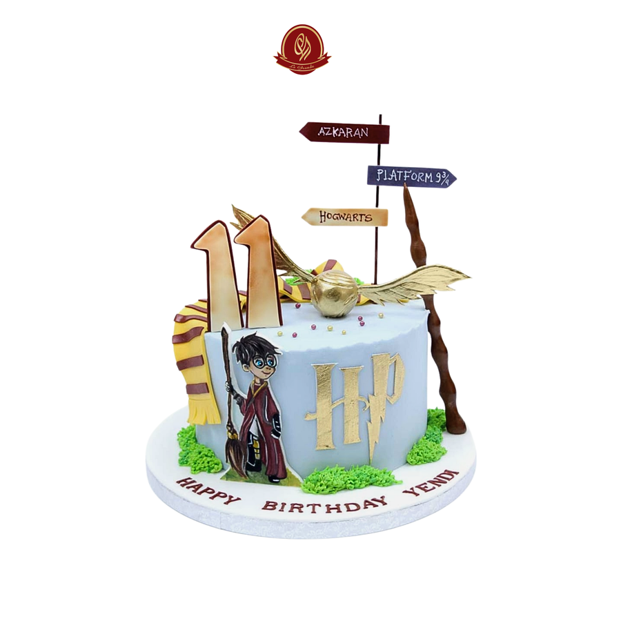Harry Potter Birthday Cake with Golden Snitch & Platform 9¾ - Abu Dhabi in Abu Dhabi | Harry Potter cakes Delivery UAE – Legrandeuae