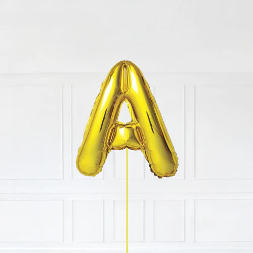 بالون هيليوم ذهبي اللون على شكل حروف الأبجدية