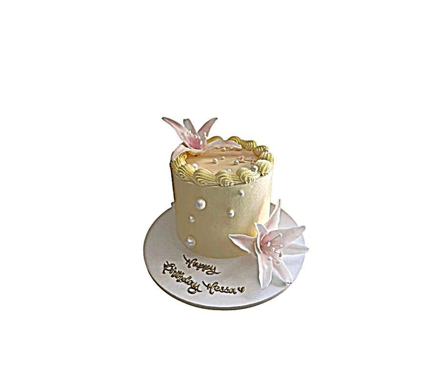 Lily Flower Buttercream Birthday Cake – Elegant Floral Cake for Adults | Abu Dhabi & UAE Delivery in Abu Dhabi | Birthday Cakes – Adults Delivery UAE – Legrandeuae
