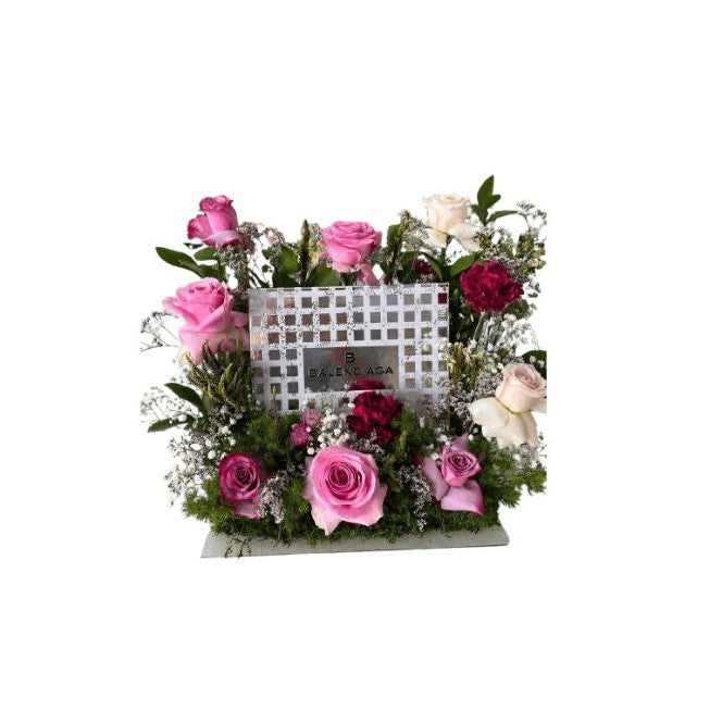 Mothers Day Flower Arrangement - Abu Dhabi in Abu Dhabi | Back to School Cakes Delivery UAE – Legrandeuae