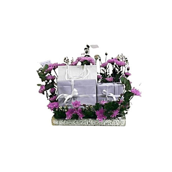 Mothers Day Flower Gift Arrangement - Abu Dhabi in Abu Dhabi | Mothers Day Bouquet Delivery UAE – Legrandeuae