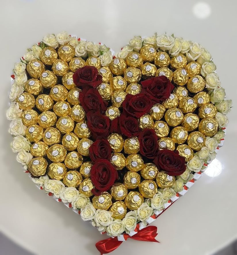 Ferrero Rose Initial Heart Box – Mother’s Day Flowers Abu Dhabi in Abu Dhabi | mothers day cakes Delivery UAE – Legrandeuae