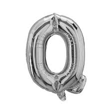 بالون هيليوم فضي على شكل حرف Q